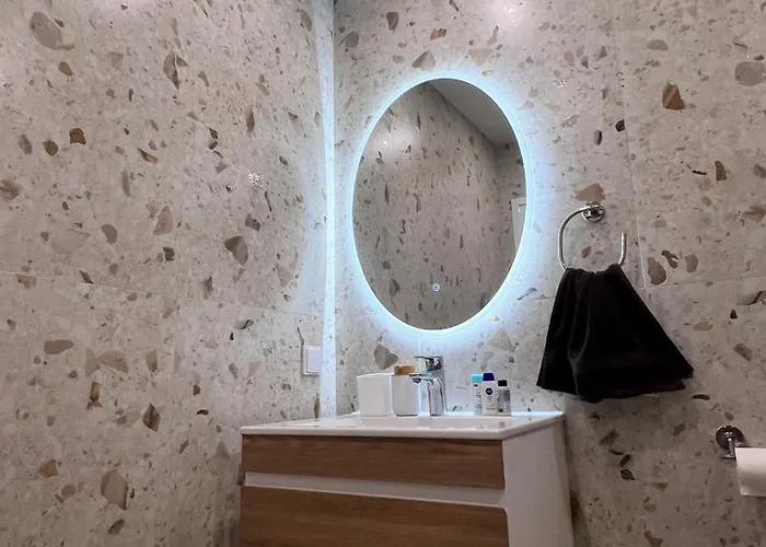 아파트 Rumy With Parking Space 플로브디프