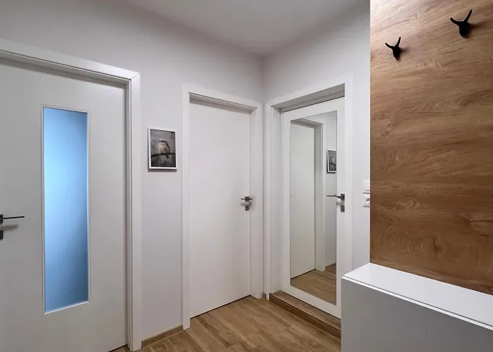 아파트 Rumy With Parking Space 플로브디프